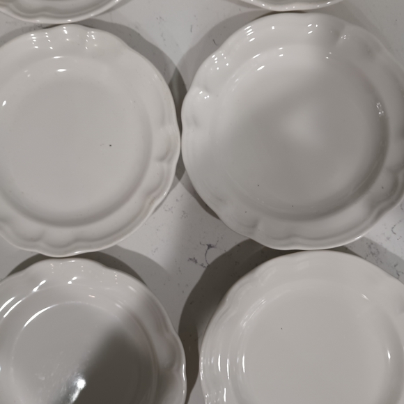 6 Pfaltzgraff Classic White Dinner Plates - Picture 4 of 6
